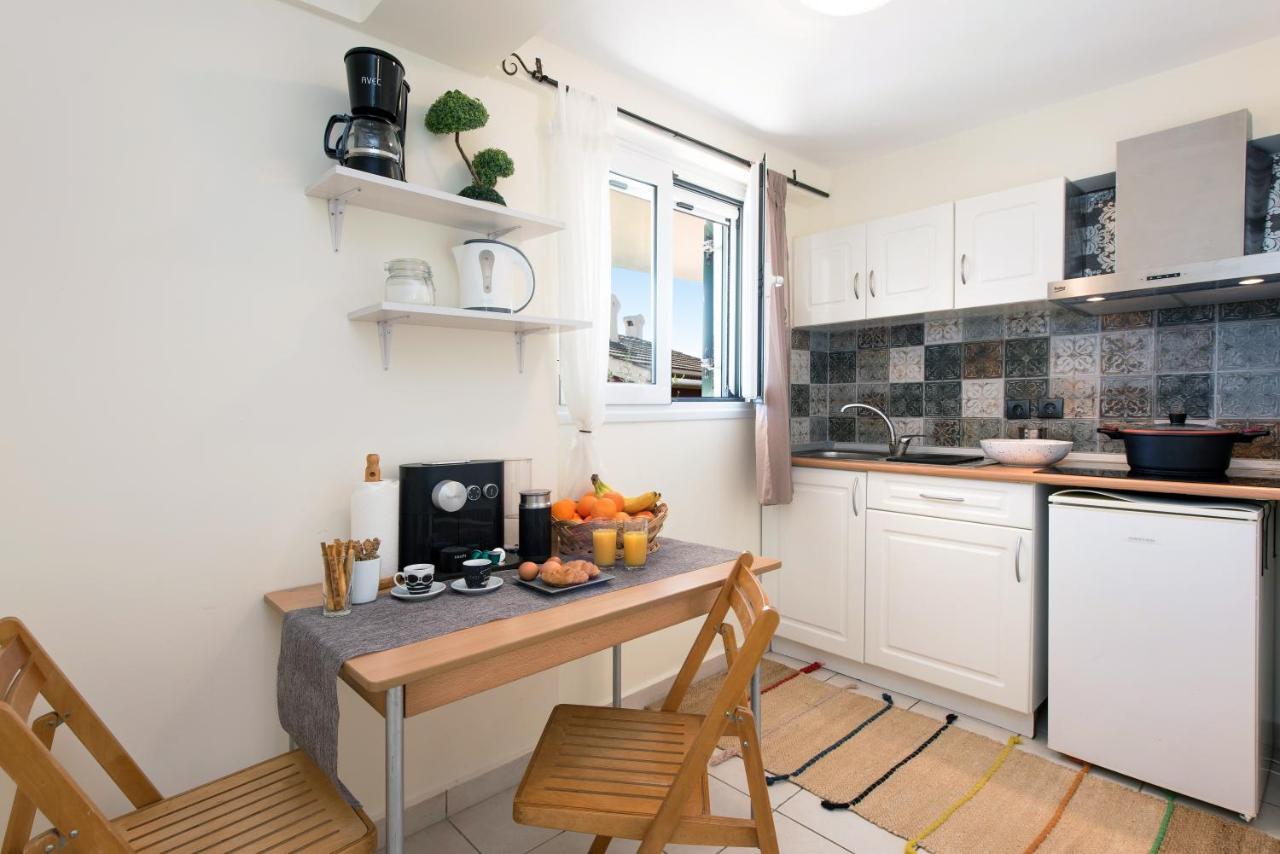 Glyfada Villa View กลีฟาดา ภายนอก รูปภาพ