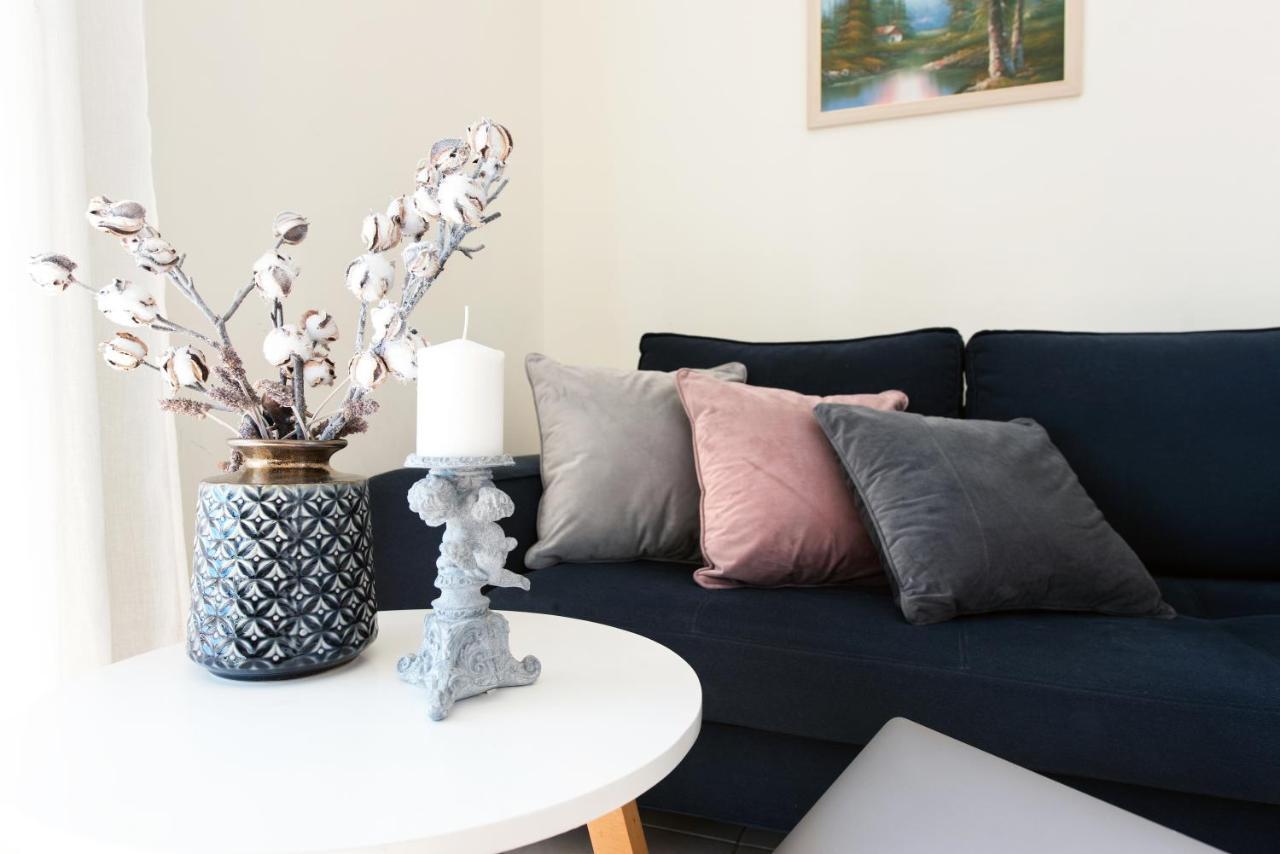 Glyfada Villa View กลีฟาดา ภายนอก รูปภาพ