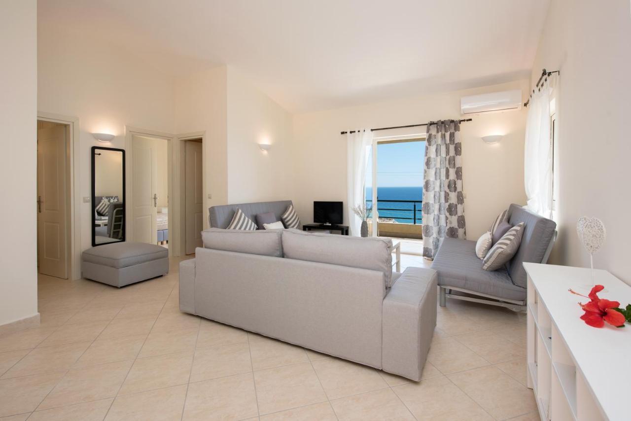 Glyfada Villa View กลีฟาดา ภายนอก รูปภาพ